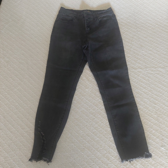 Women's Black Jeans - Picture 1 of 8
